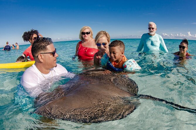 3 Hour Private Charter on Stingray City with Snorkeling - Why a Private Charter Works Well in Grand Cayman