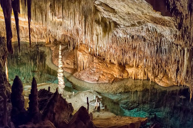 Cayman Crystal Caves & Pedro St James Castle or Botanical Garden - Guides Can Make or Break the Morning