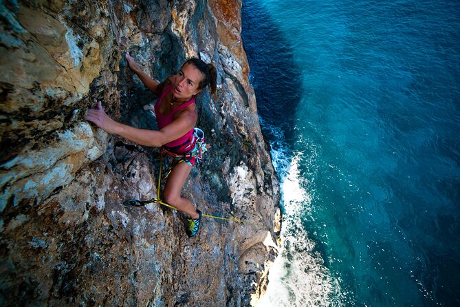 CaymanVisitor Hide & Seek GeoTour Self-Drive Tour - Grand Cayman: the easiest place to begin