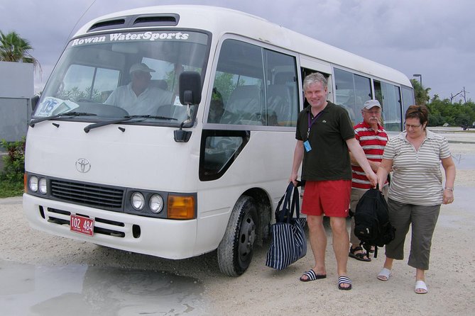 Grand Cayman Private Customized Bus Tour - Key points at a glance