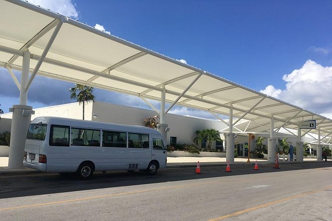 Grand Cayman Shared Airport Transfer - Who should book this transfer?
