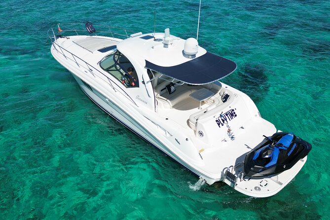 Half Day Private Tour with Jet Ski Experience in Cayman Island - A private boat changes the Grand Cayman outing
