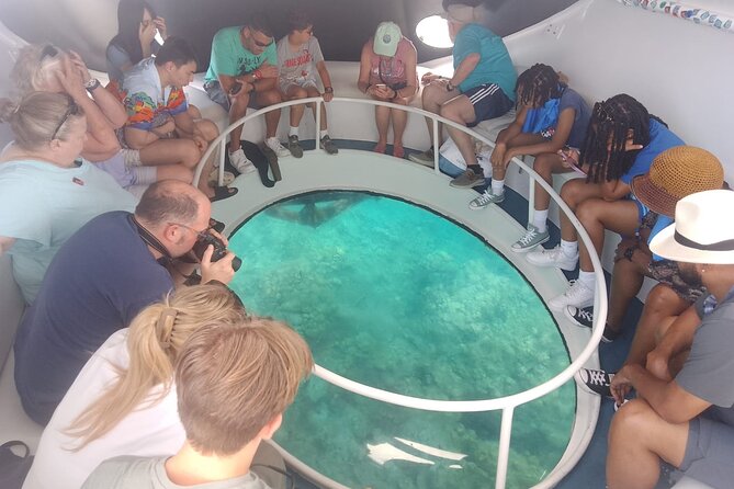 Oculus Glass Bottom Boat Tour - Weather, group size, and schedule risks
