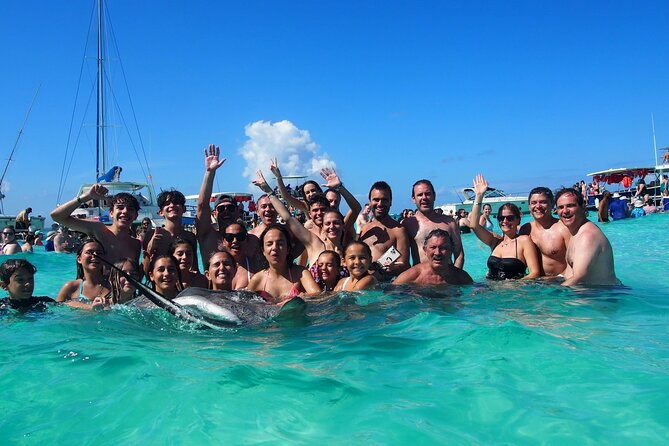 Private 4 hour Catamaran Tour - The Crew and the Feel of the Day