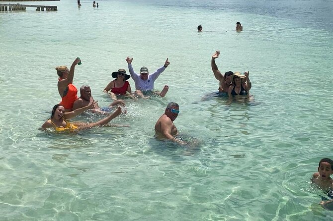 Private Half Day Boat Tour, 3 locations of your choice - A private start at Cayman Islands Yacht Club