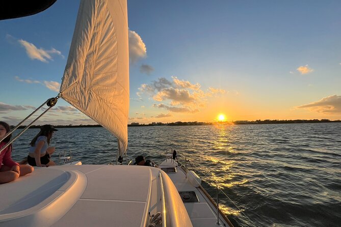 Private Luxury Catamaran Tour to Stingray City and Snorkel - Rum Point or Kaibo: choose your final mood