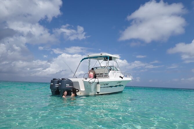 Private Tour to Stingray City & Snorkeling at Coral Gardens - Stingray City: the two-hour main event