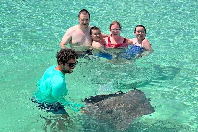 Stingray City and Snorkeling Private Charter - Why this private Cayman charter works so well