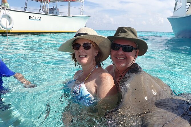 Stingray City Sandbar, Coral Gardens Snorkeling & Star Fish Point - Stingray City: the reason most people book