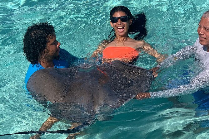 StingrayCity ,Coral Garden & Starfish Tour. - What the crew does well, and one serious concern